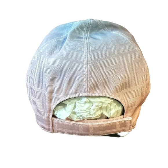 Fendi Spotlight Cap - Picture 4 of 5